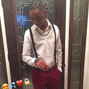 Meet your Posher, Kenneth